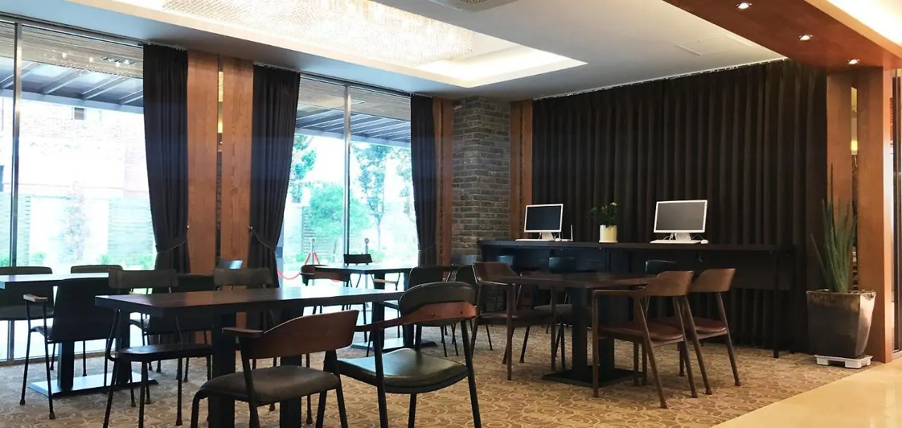 Royal Square Hotel Szöul 3*,